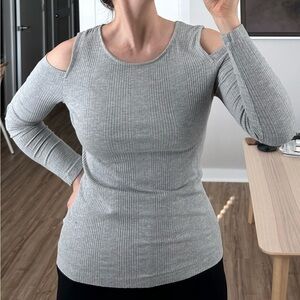 DREW Gray Cold Shoulder Ribbed Top